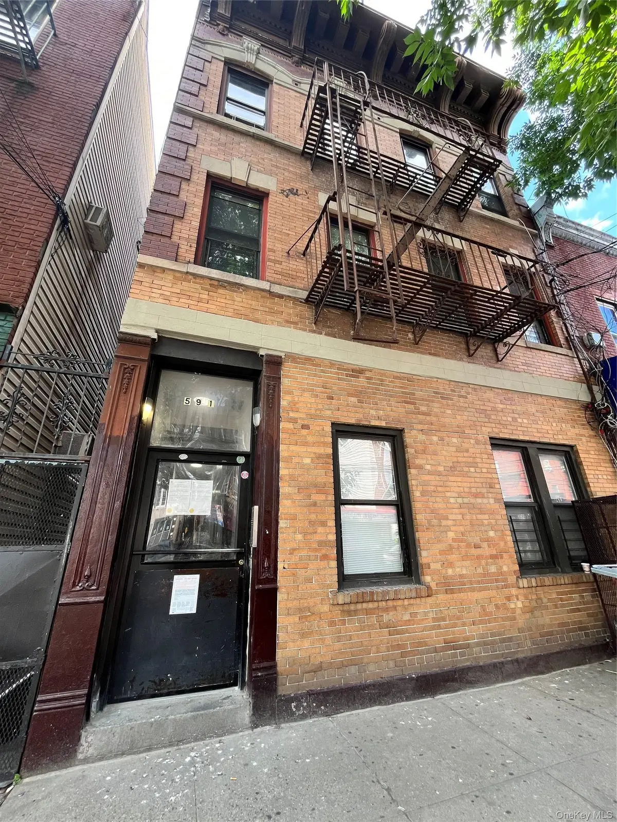 591 Van Nest Avenue, Bronx, NY 10460 - #1