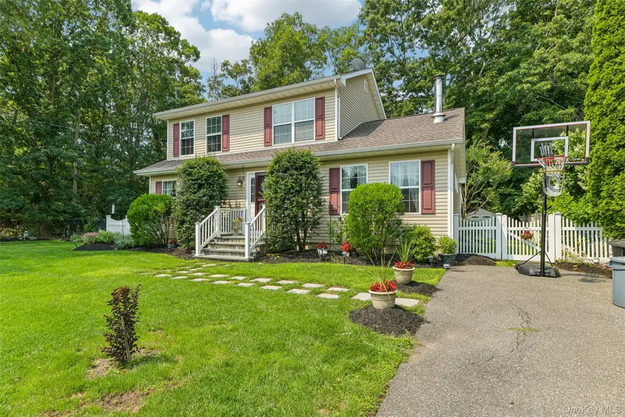 330 Harrison Avenue, Miller Place, NY 11764 - #2