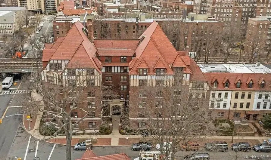 150 Burns Street #5F, Forest Hills, NY 11375 - #3