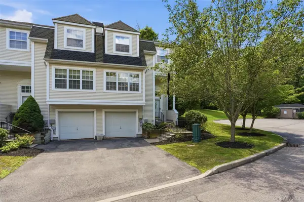 179 Isis Drive #3F, Newburgh, NY 12550