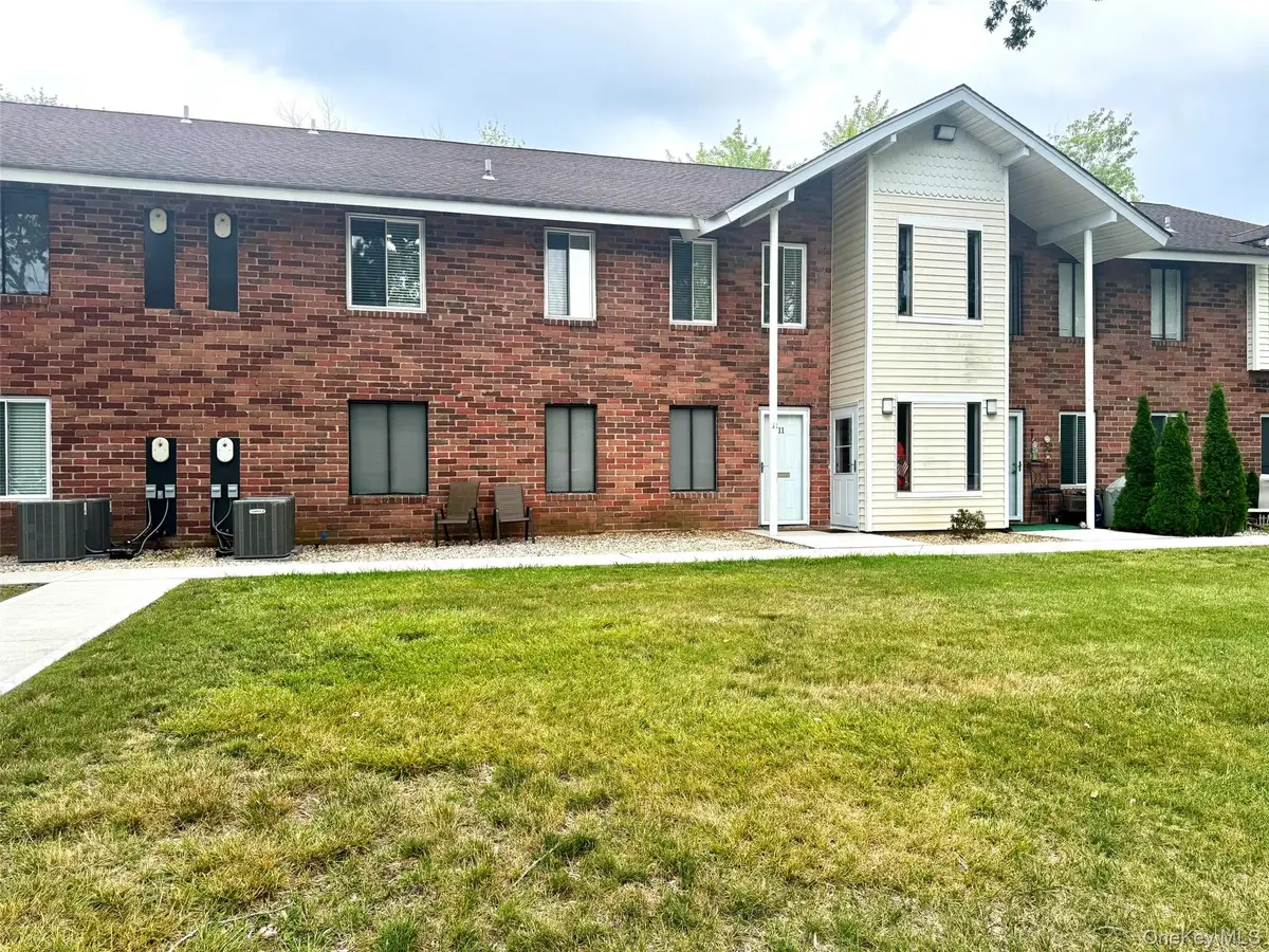 12 Denver Court #d12, Coram, NY 11727 - #1
