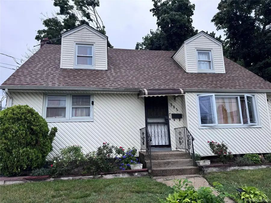 505 Emerson Street, Uniondale, NY 11553 - #2