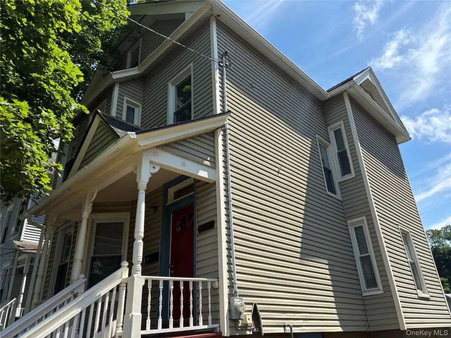 137 N Clinton Street, Poughkeepsie, NY 12601 - #3