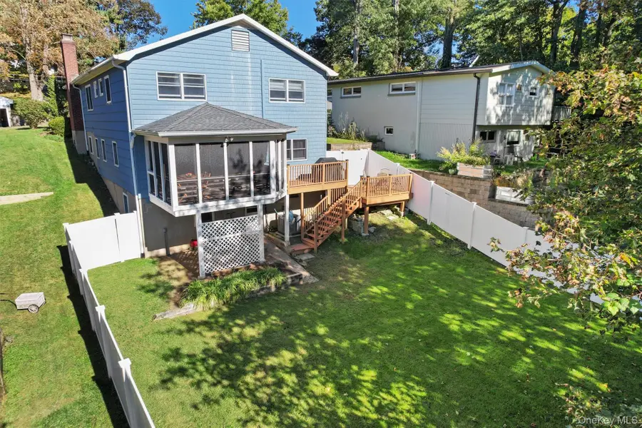 21 Cleveland Drive, Croton On Hudson, NY 10520 - #3