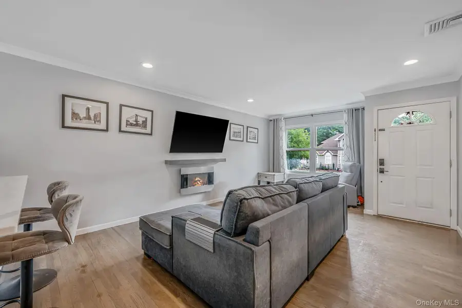 358 Tyler Avenue, Miller Place, NY 11764 - #3