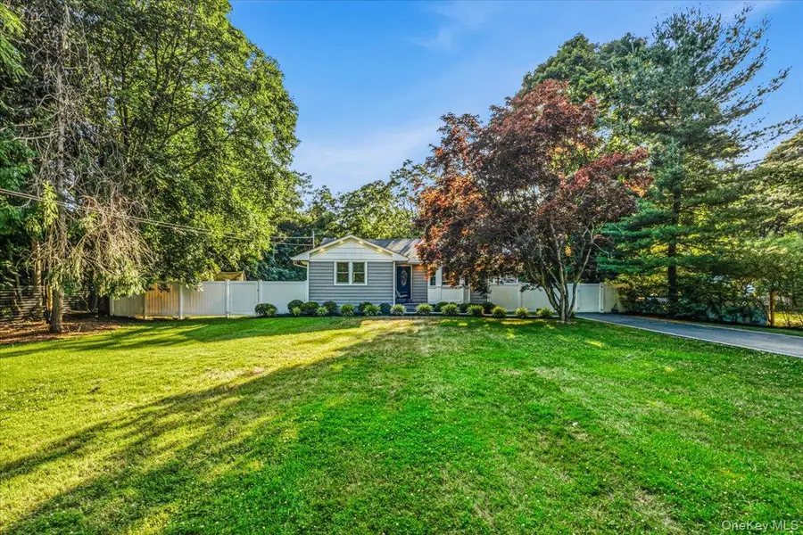 16 Old Stump Road, Brookhaven, NY 11719 - #3