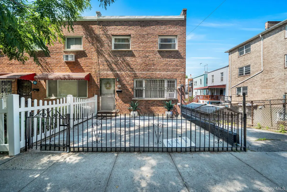 2067 Chatterton Avenue, Bronx, NY 10472 - #1