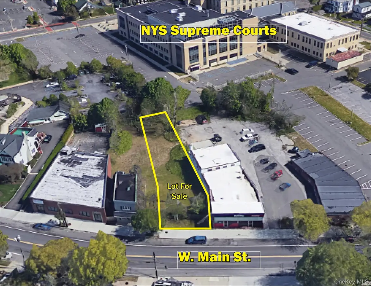 226 W Main Street, Riverhead, NY 11901 - #1