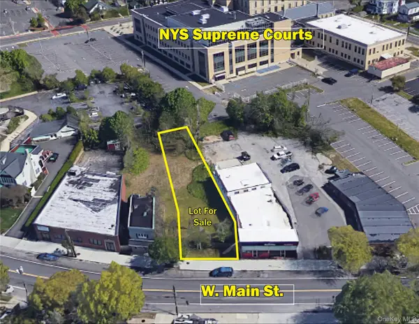 226 W Main Street, Riverhead, NY 11901