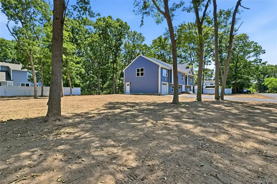 37 2nd Street, Moriches, NY 11955 - #3