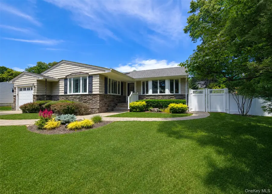 7 Talbot Lane, Smithtown, NY 11787 - #2