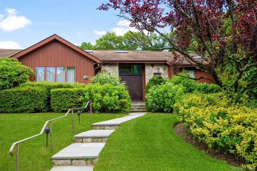 132 Barton Road, White Plains, NY 10605 - #3