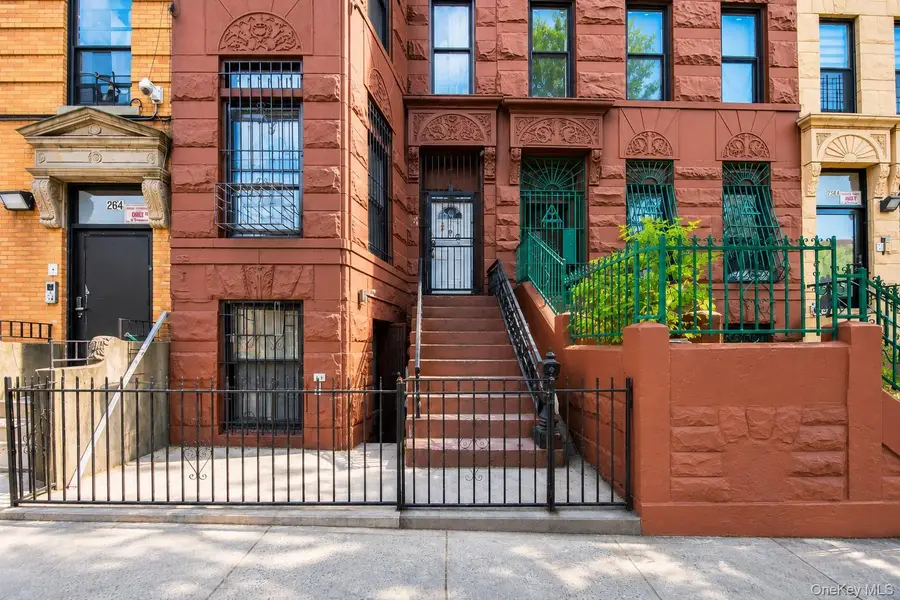 262 Vernon Avenue, Brooklyn, NY 11206 - #2