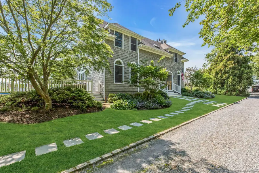 56 S Country Road, Westhampton, NY 11977 - #3