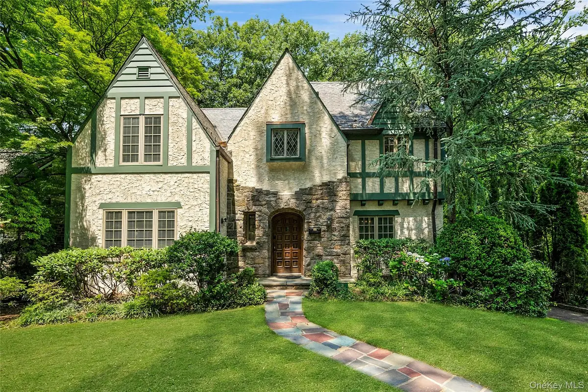 36 Ridge Road, New Rochelle, NY 10804 - #1
