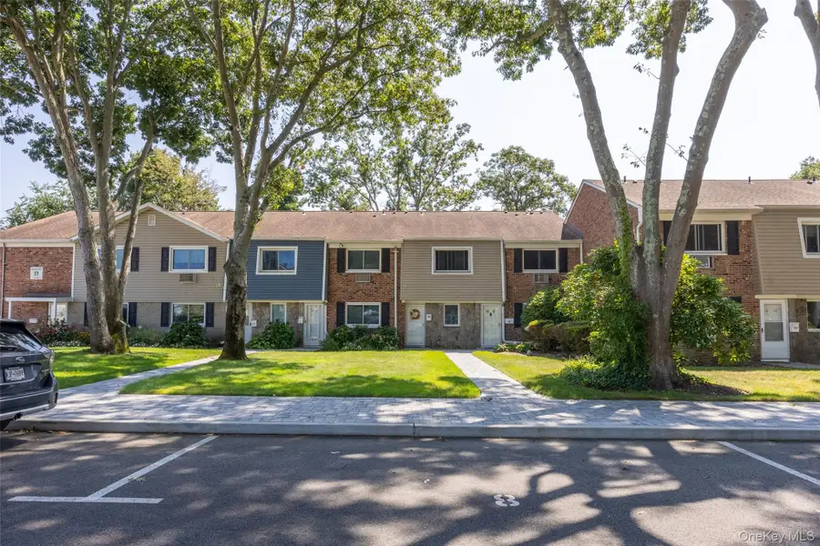 40 W 4th Street #7, Patchogue, NY 11772 - #2