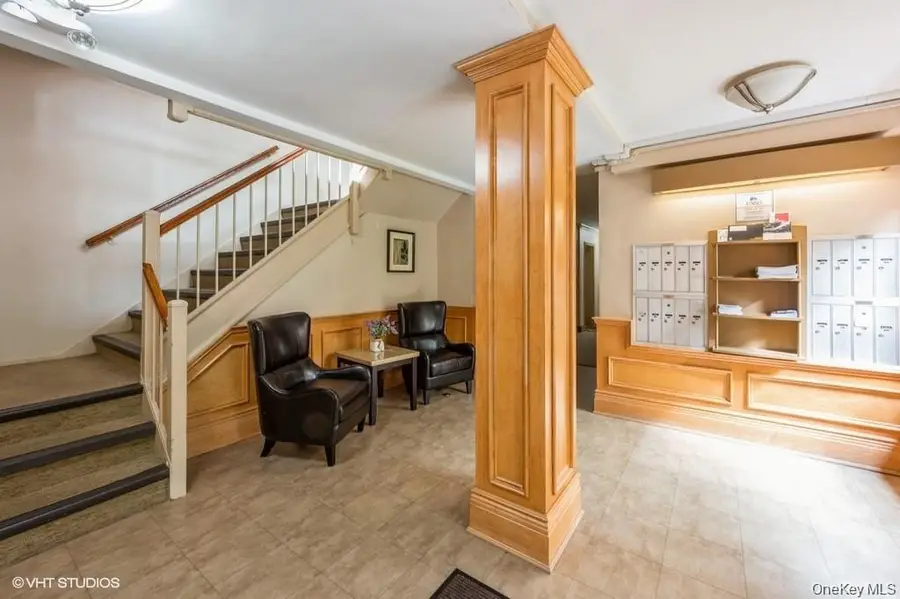 60 white oak st Street #5D, New Rochelle, NY 10801 - #3
