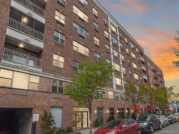 40-40 75th Street #3J, Elmhurst, NY 11373