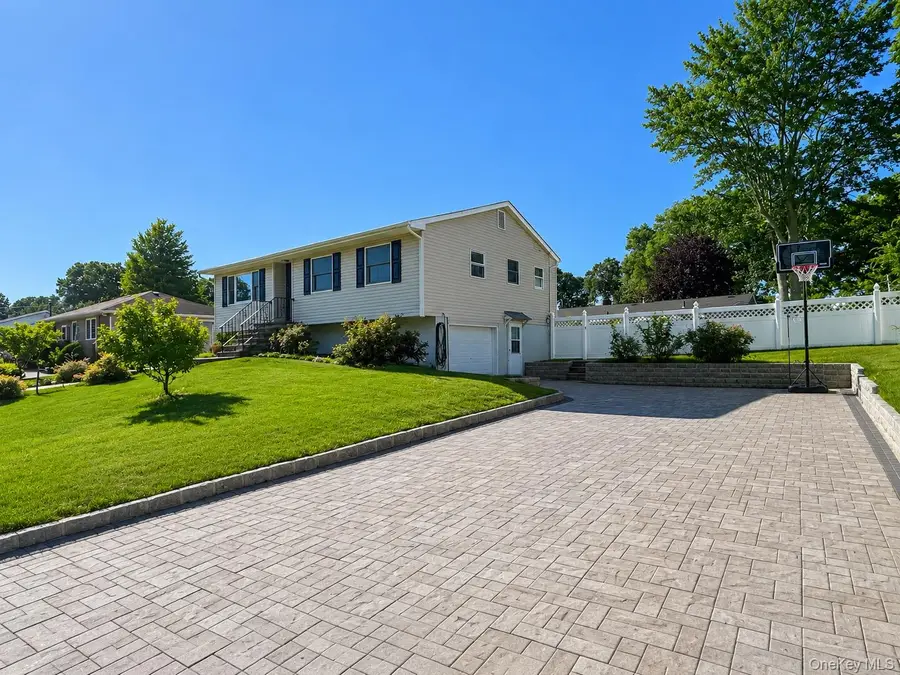 19 Church Street, Port Jefferson Station, NY 11776 - #2