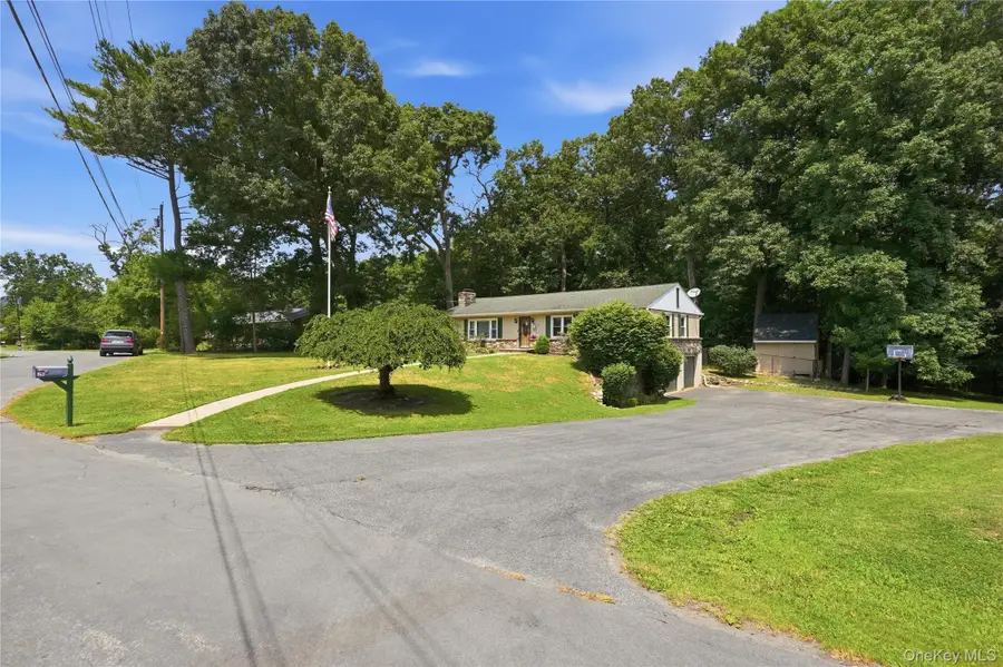 26 Garden Drive, New Windsor, NY 12553 - #3