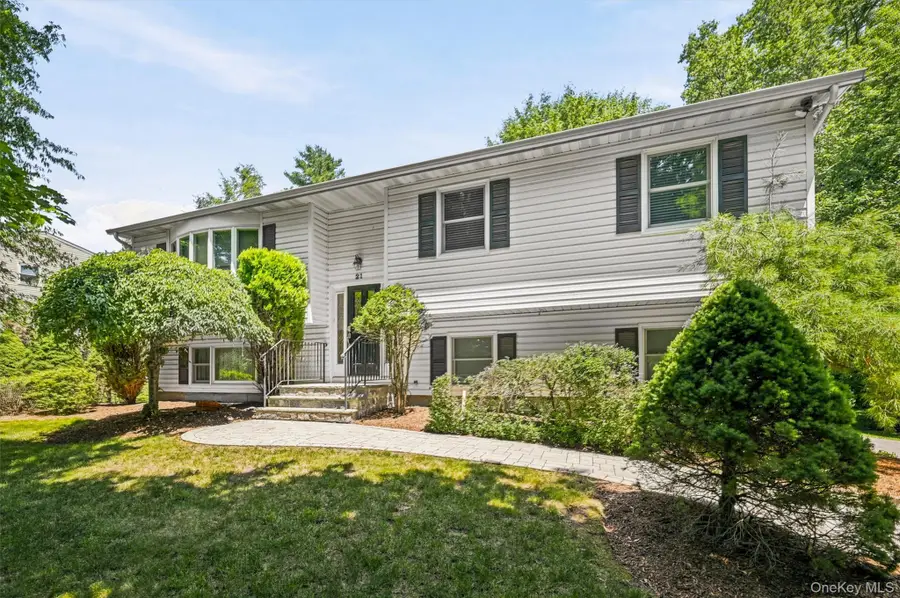 21 Arbor Lane, Bardonia, NY 10954 - #2