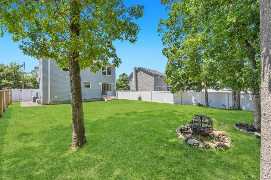 5 The Green #B, Shirley, NY 11967 - #3