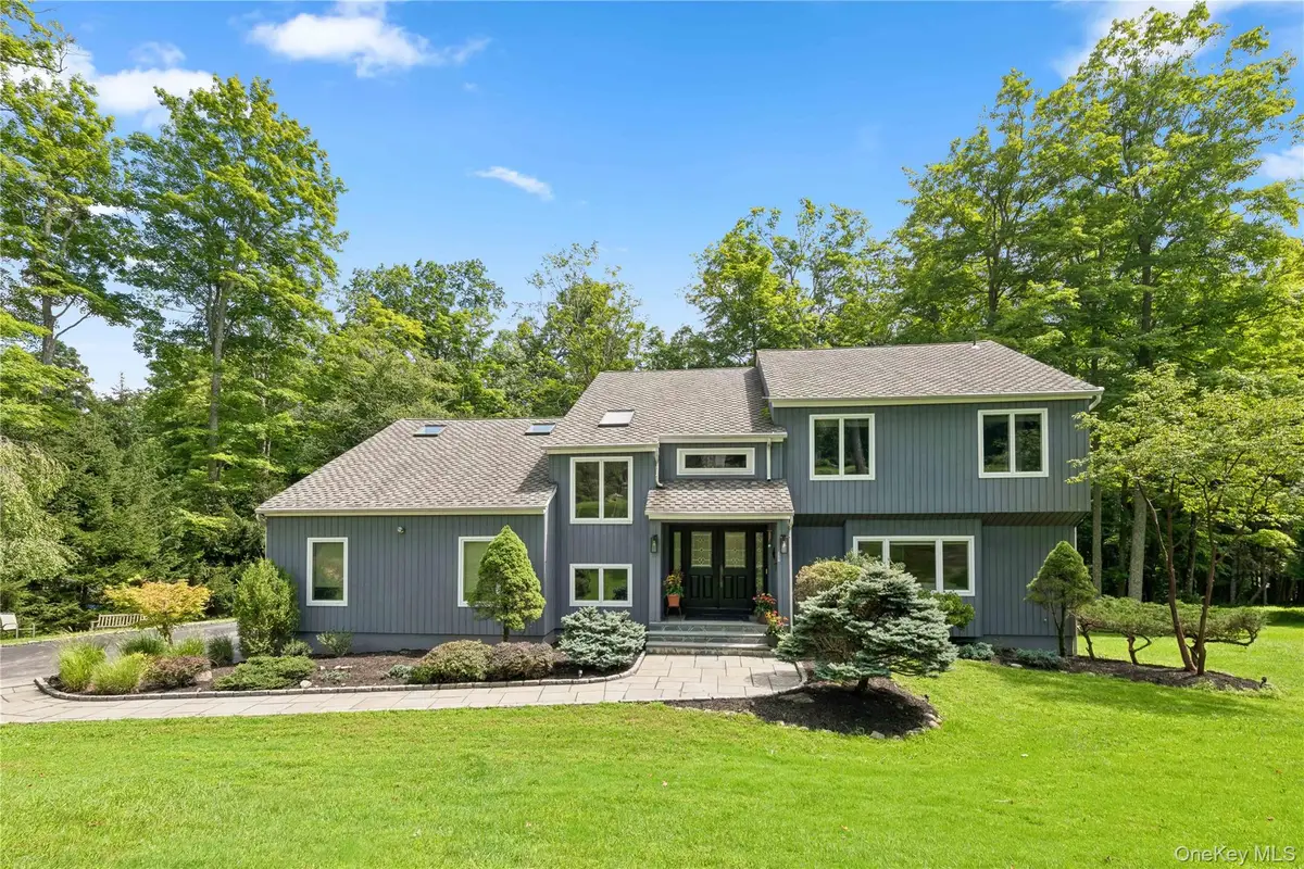 11 Cobbling Rock Drive, Katonah, NY 10536 - #1