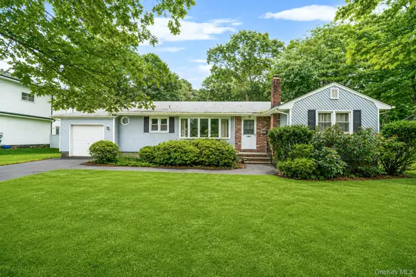287 Munsell Road, Patchogue, NY 11772