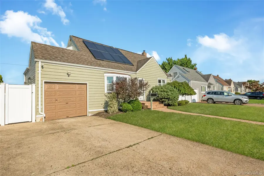 69 Louis Drive, Farmingdale, NY 11735 - #2
