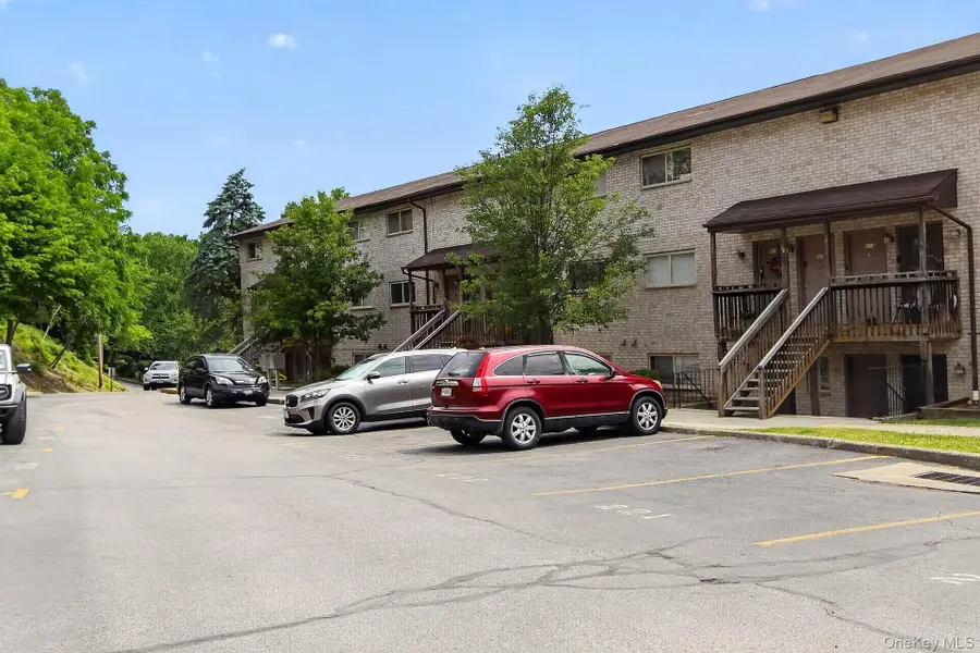 26 Cooper Road #414, Poughkeepsie, NY 12603 - #2