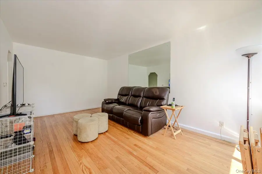 2827 Philip Avenue, Bronx, NY 10465 - #3