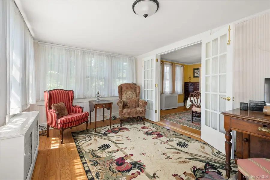 1 S Lakeview Avenue, Brightwaters, NY 11718 - #3