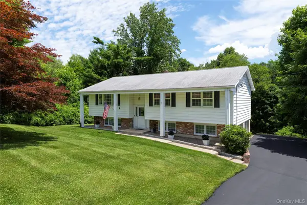 30 Ridgeview Avenue, Mahopac, NY 10541