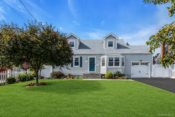219 N Nassau Avenue, Massapequa, NY 11758