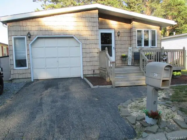 130 Village Circle W, Manorville, NY 11949 - #2