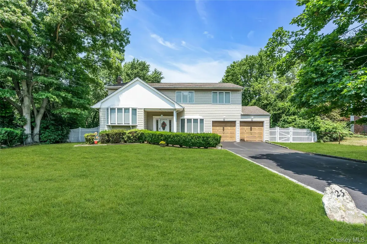23 Carpenter Lane, Hauppauge, NY 11788 - #1