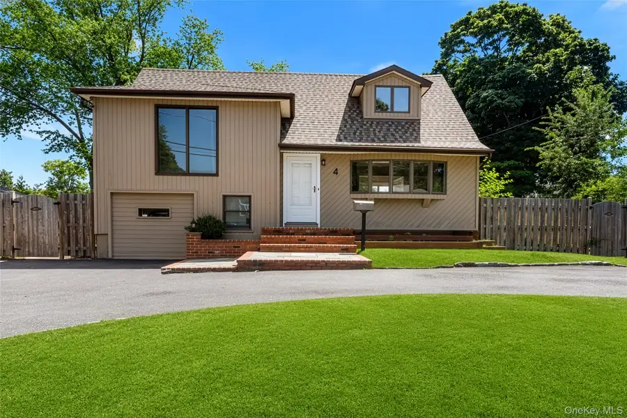 4 Sibley Place, Huntington Station, NY 11746 - #2