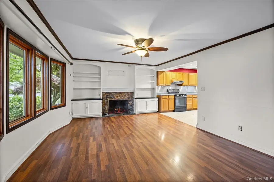 2 Bartel Drive, Greenlawn, NY 11740 - #3
