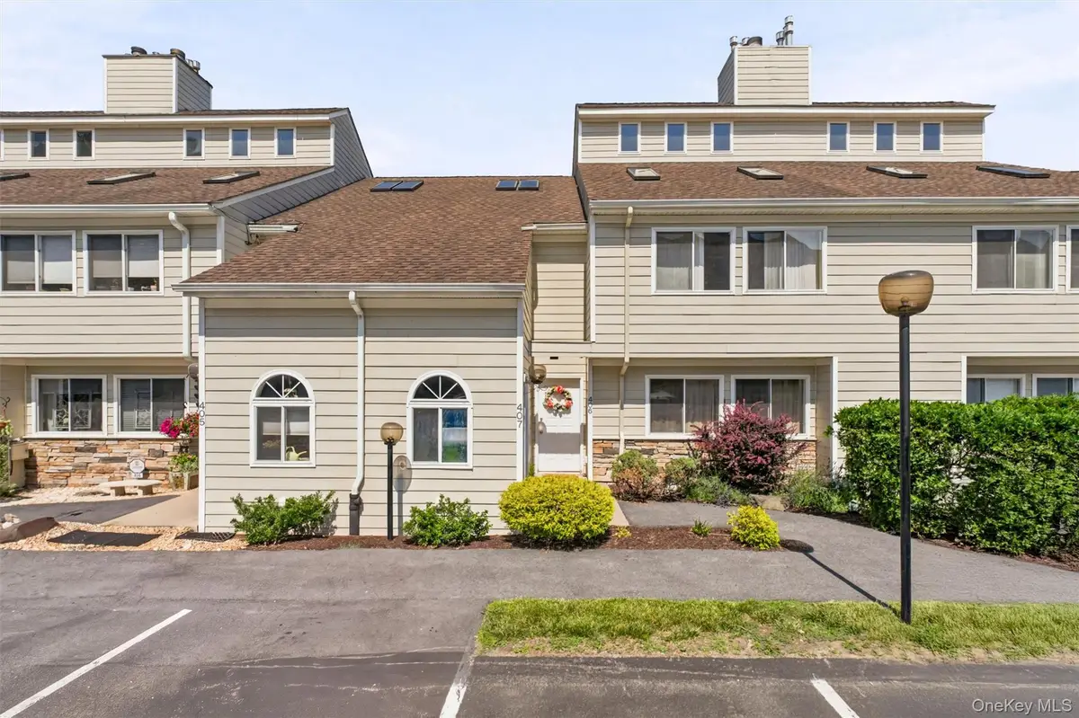 407 Crystal Hill Lane, Poughkeepsie, NY 12603 - #1