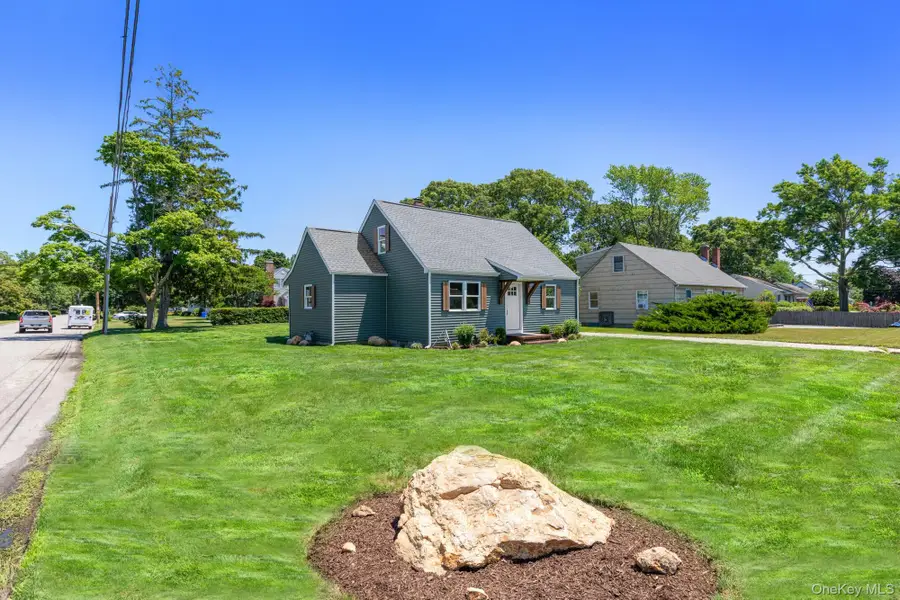 90 Sunrise Avenue, Riverhead, NY 11901 - #3