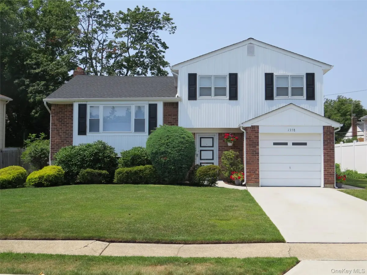 1358 Milanna Lane, Wantagh, NY 11793 - #1