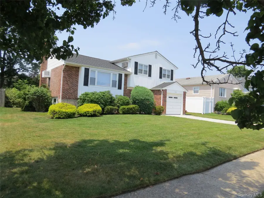 1358 Milanna Lane, Wantagh, NY 11793 - #2