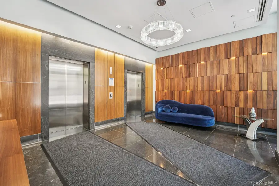 25 City Place #4B, White Plains, NY 10601 - #3