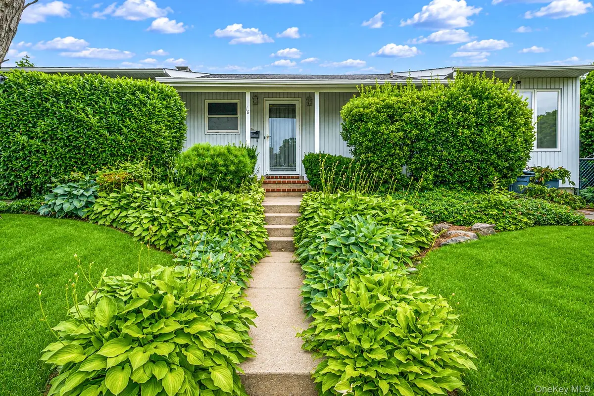 18 Edi Avenue, Plainview, NY 11803 - #1