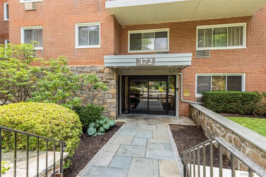 372 Central Park Avenue #2A, Scarsdale, NY 10583 - #2