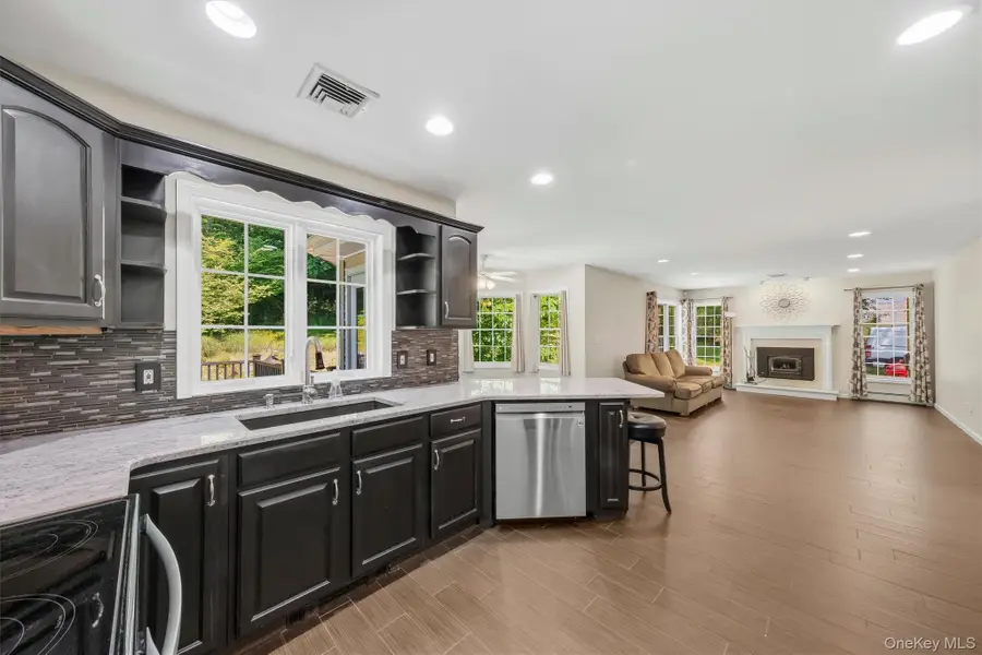 32 Robinson Lane, Wappingers Falls, NY 12590 - #3