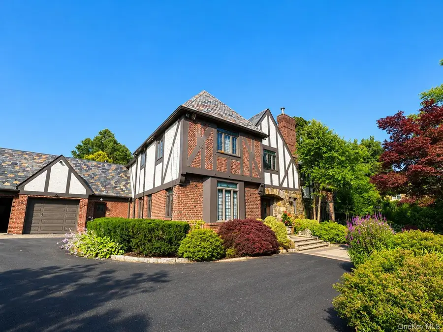 76 Wood Lane, Woodsburgh, NY 11598 - #2
