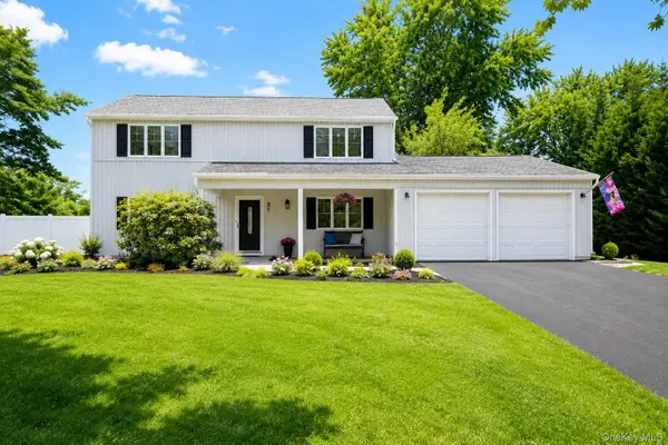 31 Marwood Place, Stony Brook, NY 11790