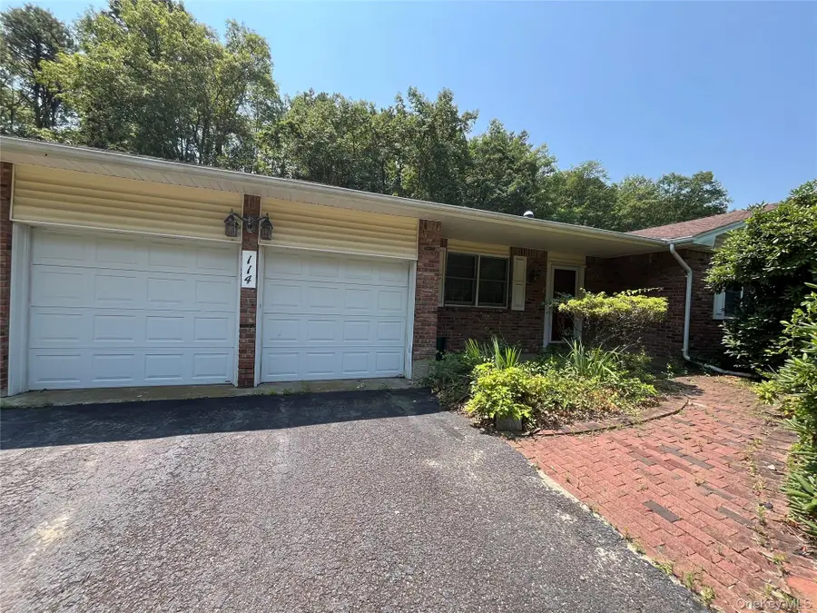 114 Washington Boulevard, Commack, NY 11725 - #3