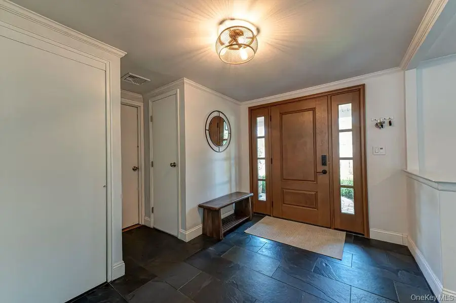 30 Harriet Lane, Huntington, NY 11743 - #3